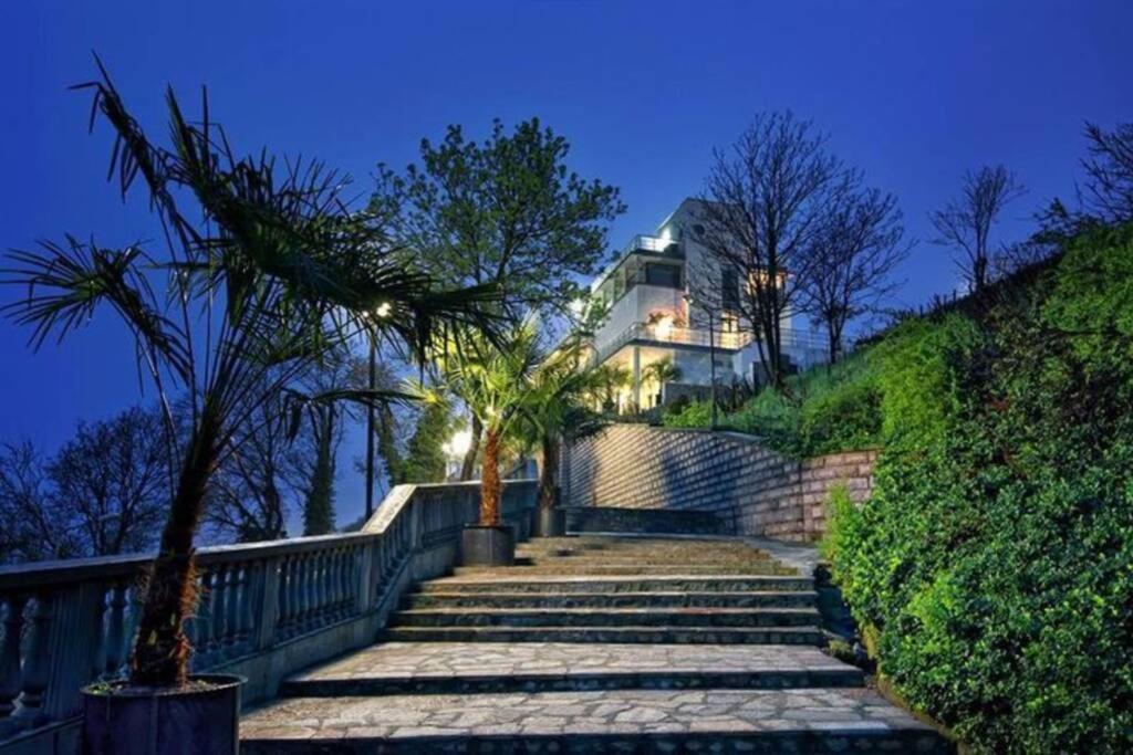 Comfy Home In The Heart Of Burgas City Eksteriør billede